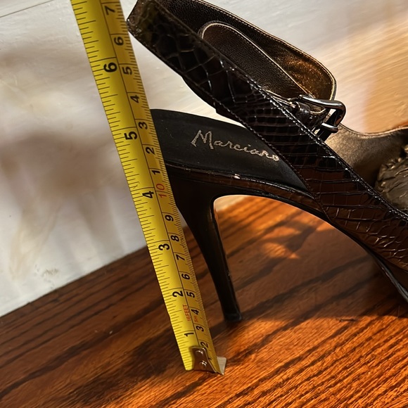 MARCIANO womens open toe sandals size 5 1/2 - Picture 6 of 11